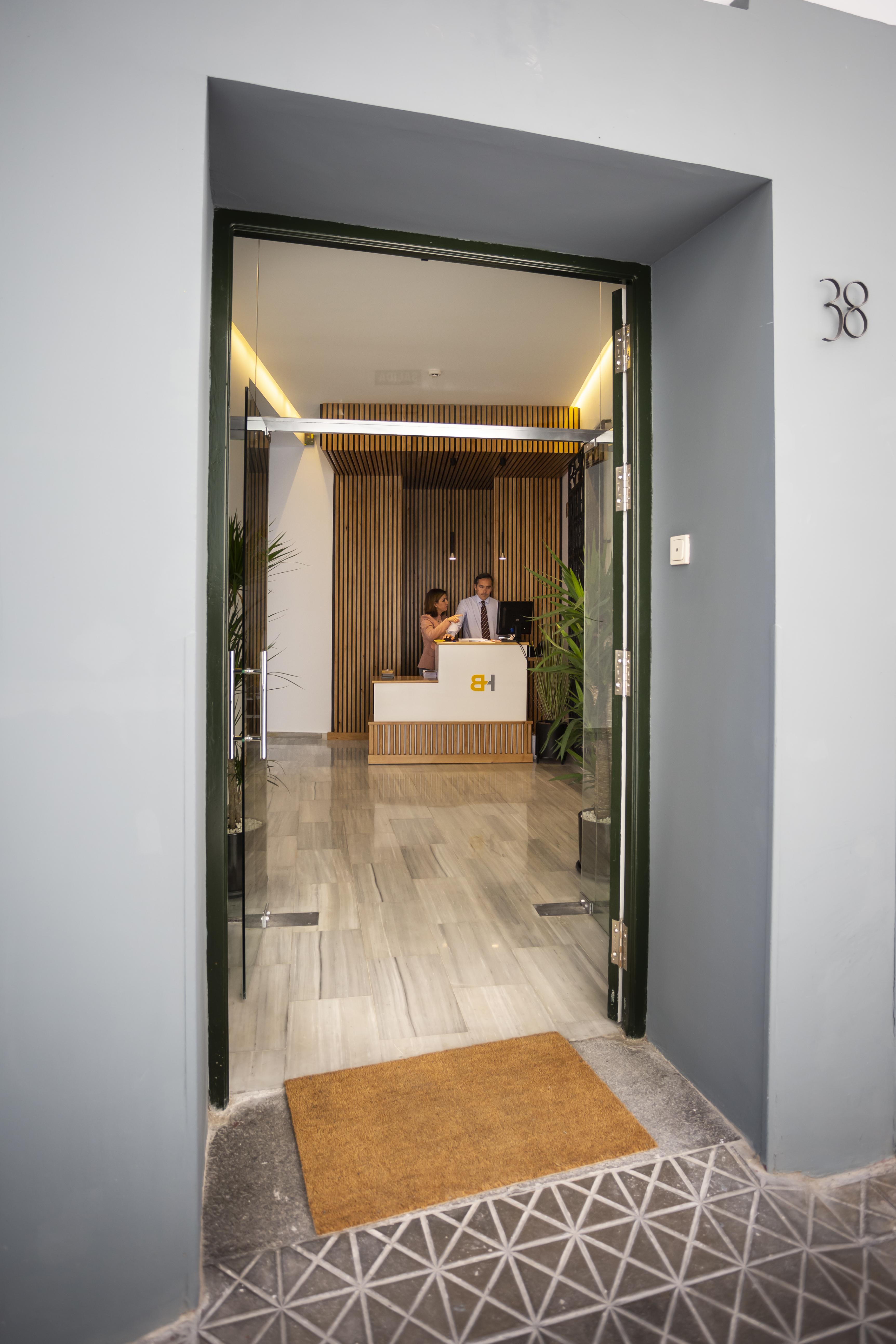 Basic Hotel Sevilla Catedral Luaran gambar