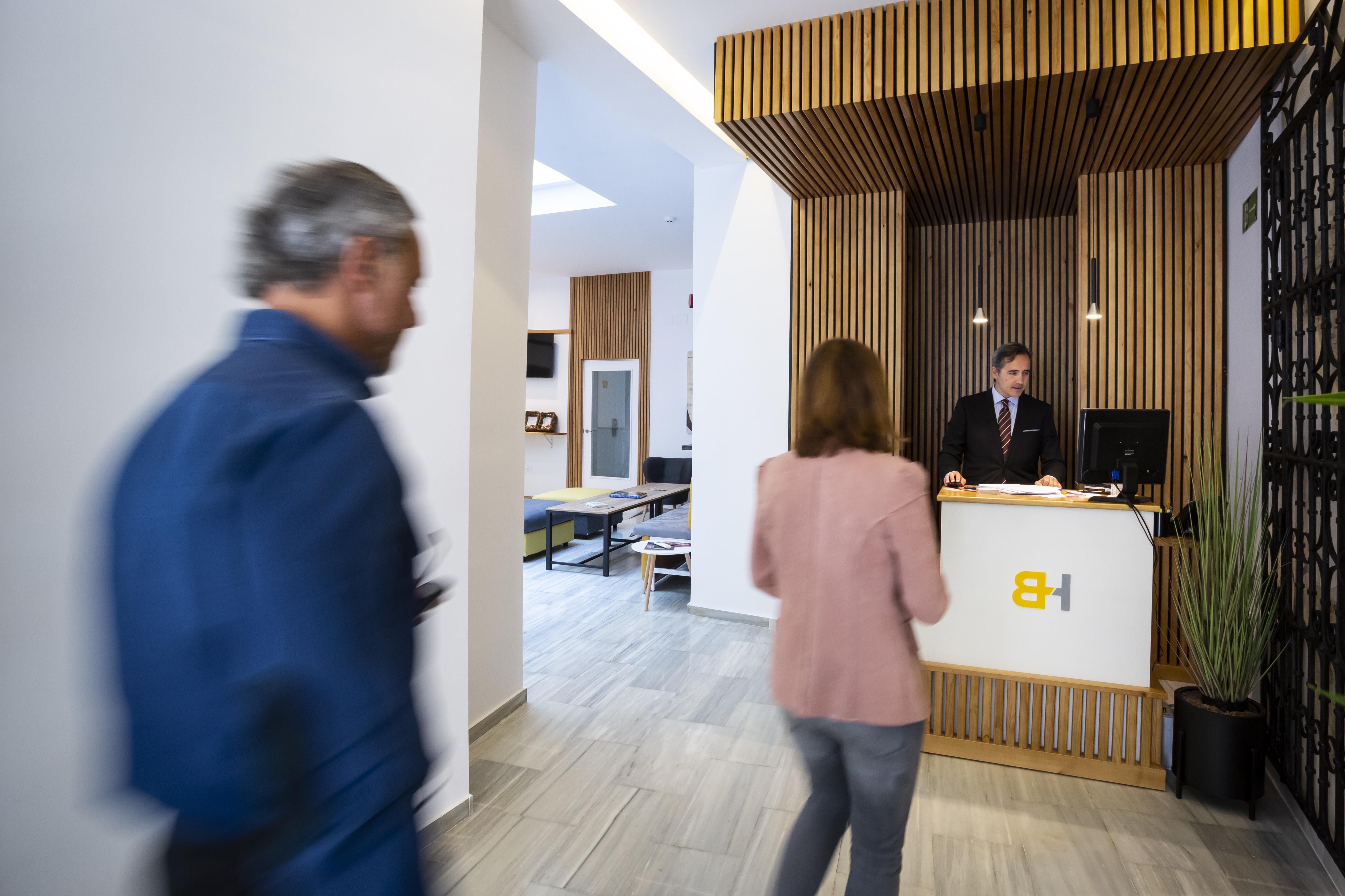Basic Hotel Sevilla Catedral Luaran gambar