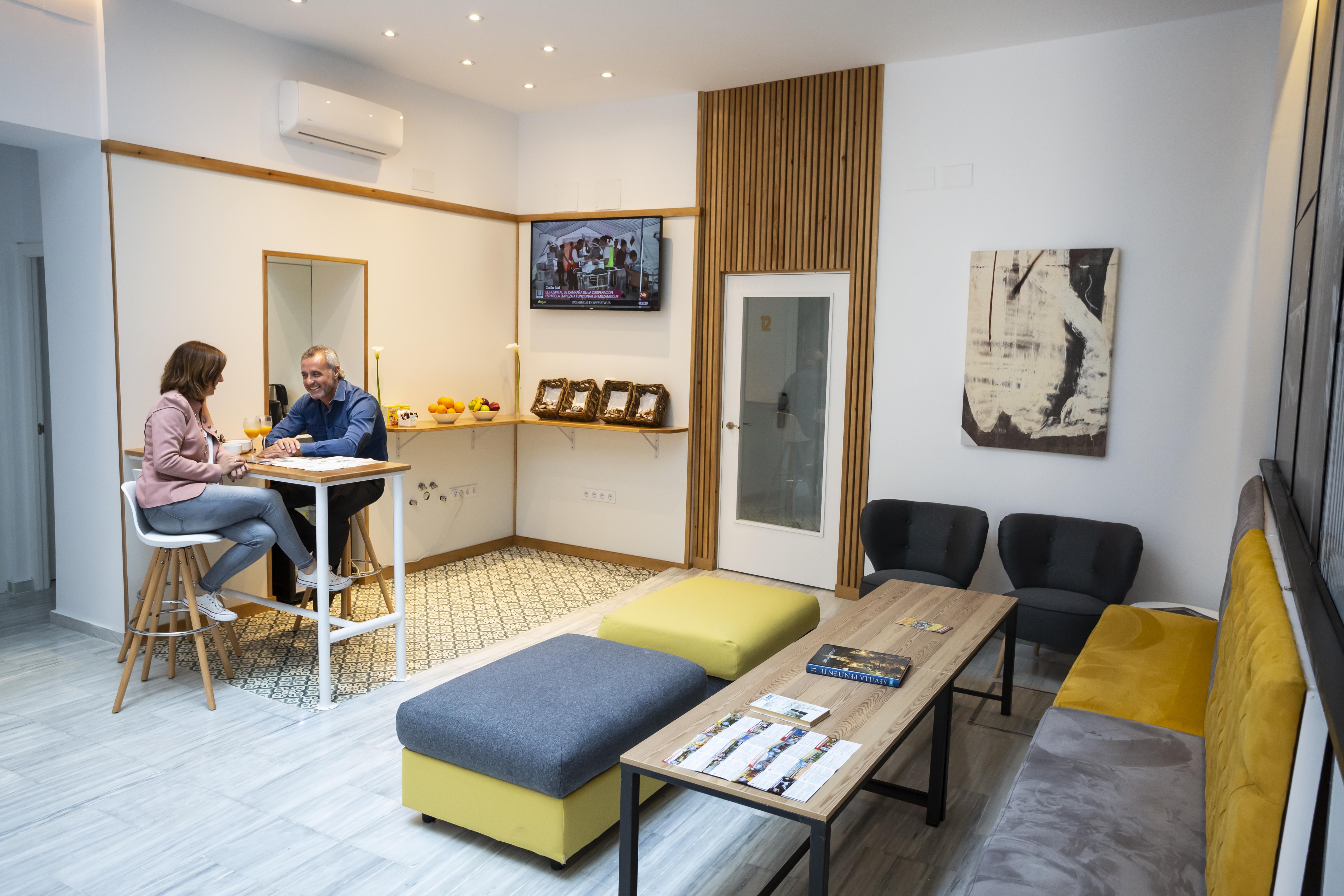 Basic Hotel Sevilla Catedral Luaran gambar