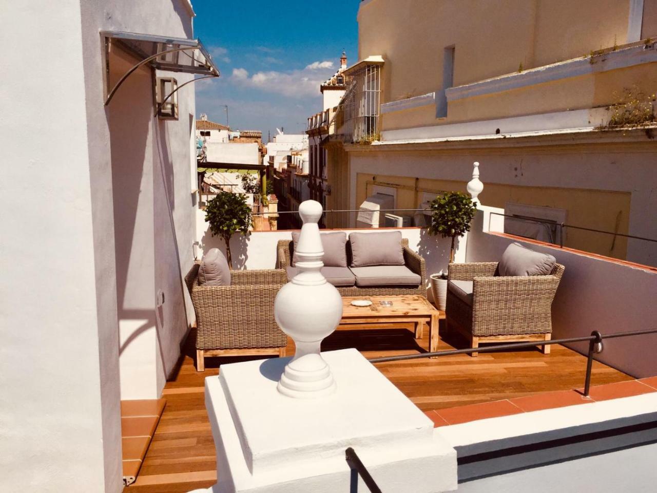 Basic Hotel Sevilla Catedral Luaran gambar